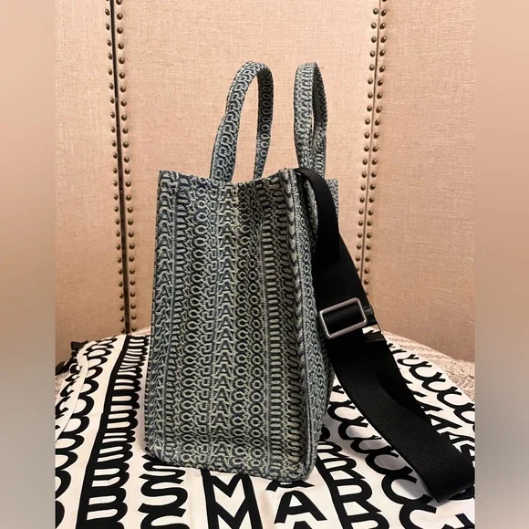 Marc Jacobs The Sun faded Medium tote denim bag - Picture 4 of 13